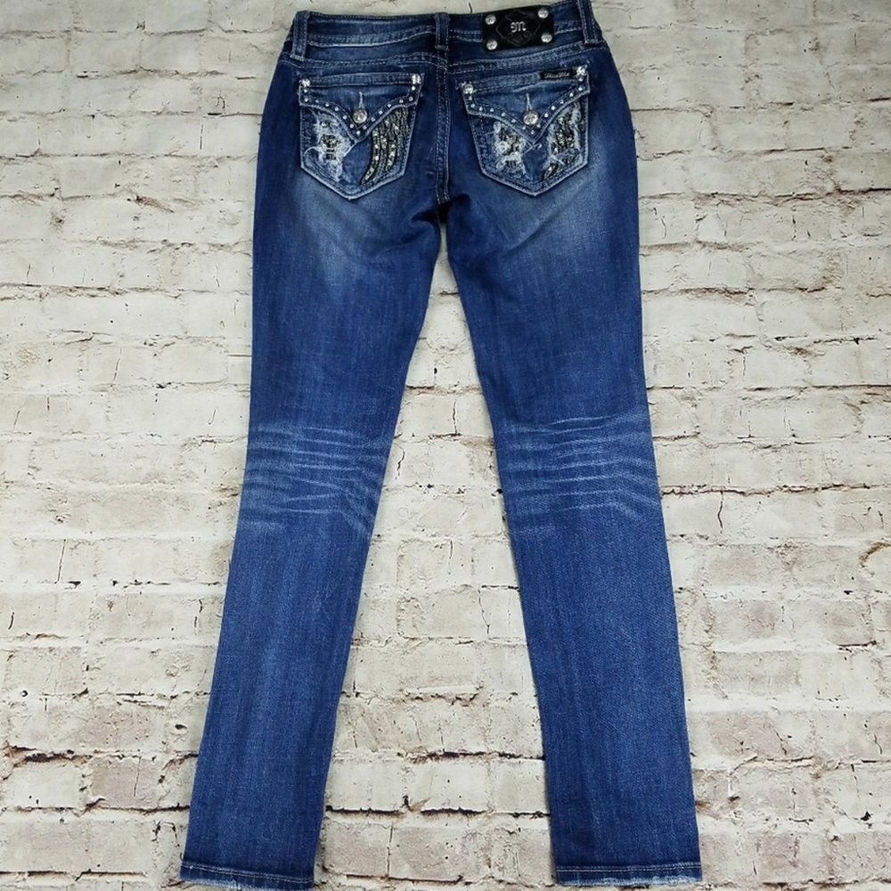 🔴SOLD🔴 Miss Me Skinny jeans - Picture 3 of 8